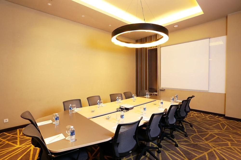 Aone Hotel Yakarta Exterior foto